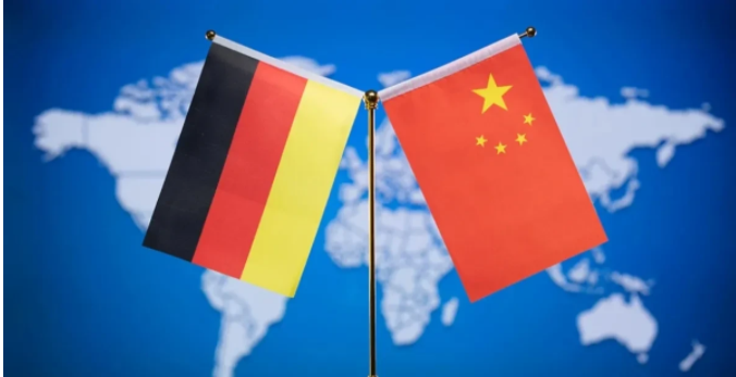 对于我们的回击，德媒显得非常不满！
8月19日，德国媒体刊文称德国外长批评中国在