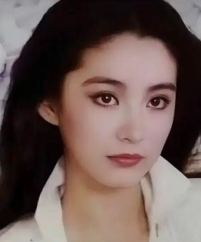 救命！年轻时的林青霞才是“神仙姐姐”天花板吧😭

刷到她老照片我直接疯狂存图！