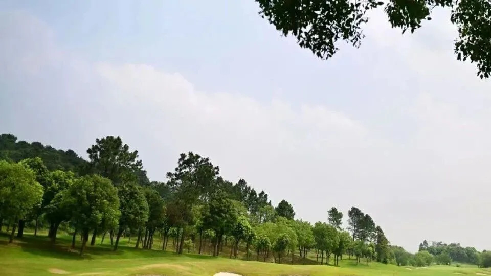 江苏—南京龙山湖高尔夫