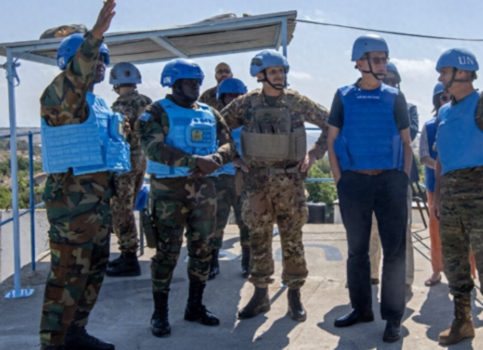 开打！联合国终于不再忍耐，维和部队对以色列开火，法军开第一枪 

据报道，最近在