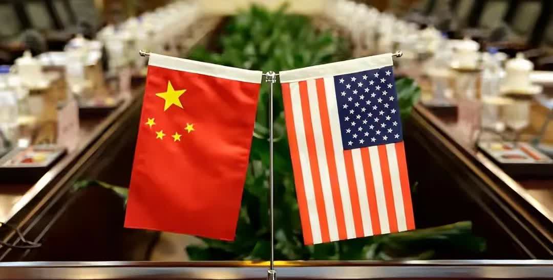 美国总统特朗普表示：“我们的贸易代表贝森特认为这次会谈非常好，感觉比昨天还要好！