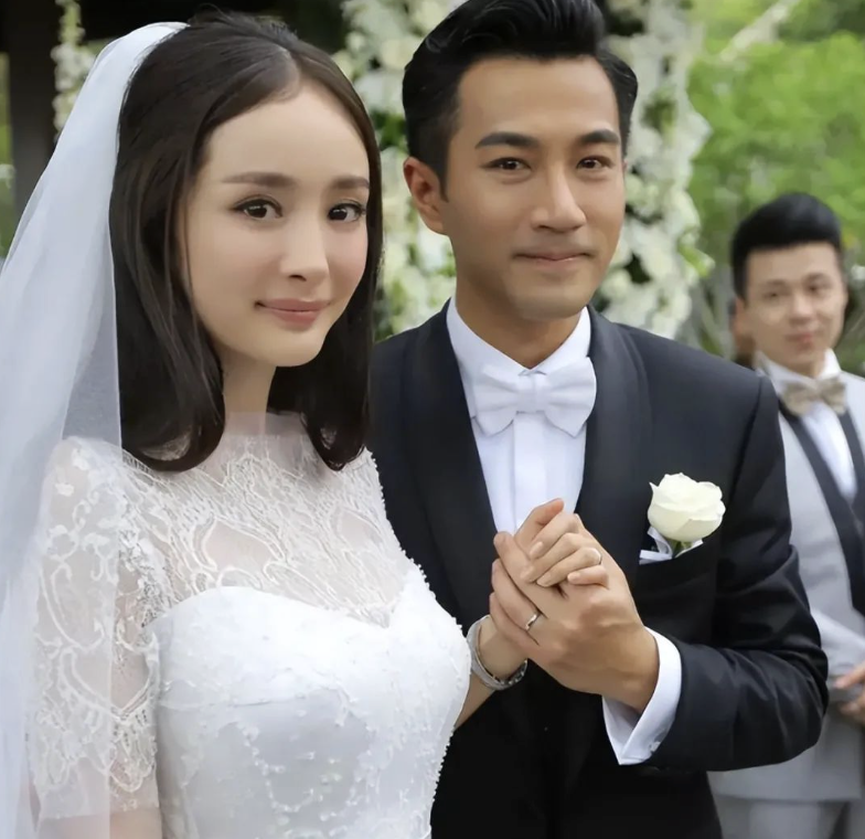 从高调示爱到体面分手！杨幂刘恺威8年婚姻真相：事业上升期撞上“夜光剧本”？