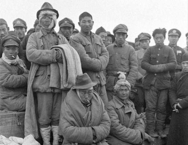 1947年8月，国民党师长李铁民做出了一个改变命运的决定，将100多名地下党成员