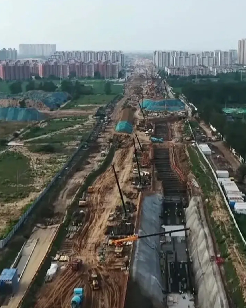 石家庄市谈固大街南延工程真是复杂得让人头大！全长约3.6公里，规划还是城市主干道