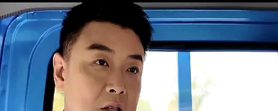 王曼昱代言雅诗兰黛，孙颖莎代言妮维雅，王皓居然代言三蹦子。

突然想起来王指