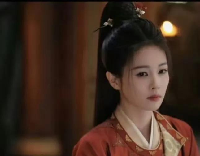 亲爱的@白鹿my ，总想把时光里的温柔攒成诗行，就像此刻——想把与你相遇的每个瞬