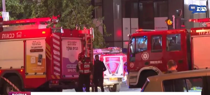 生死关头 导弹来袭 官方却说没事











---







