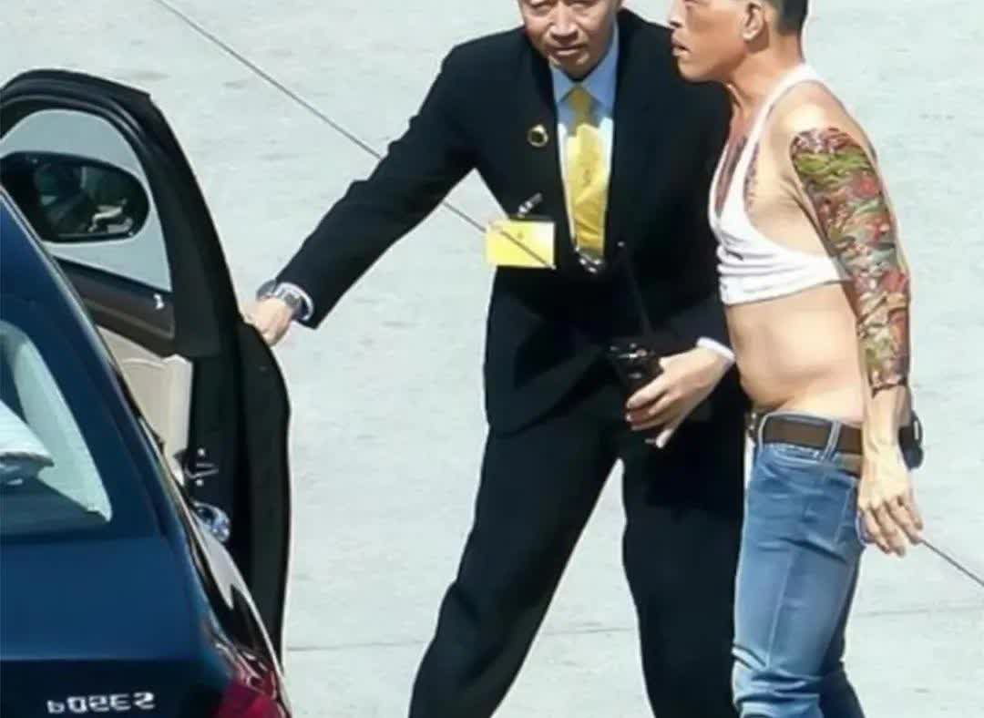 全泰国都在供养王室，电视的综艺节目不用看了，只要看王室的宫斗和狗血剧情就可以。普