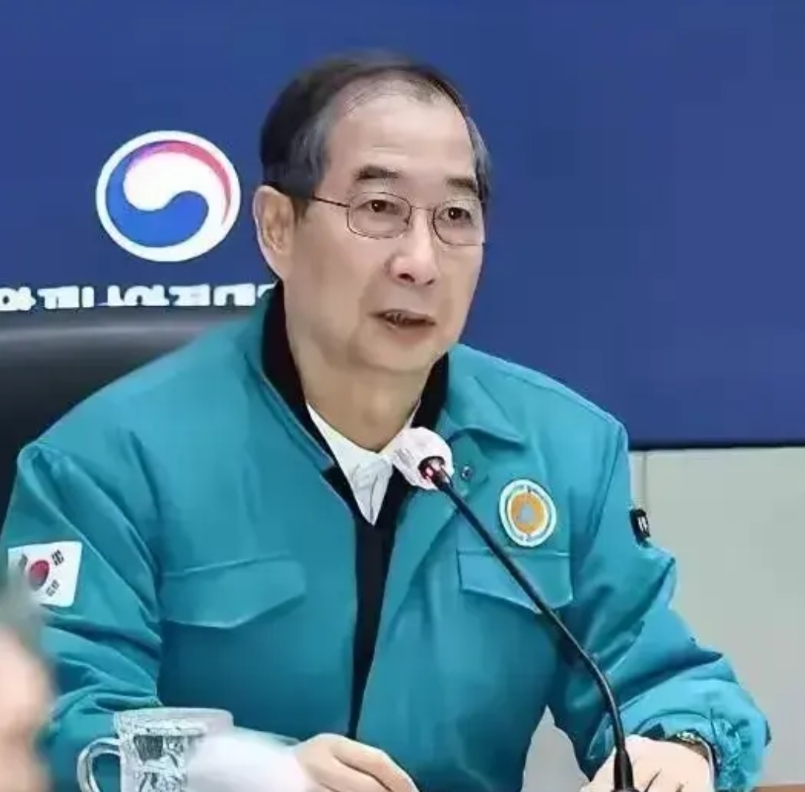果然不出所料，姜还是老的辣，代总统韩德洙“退一进二”的策略，将了李在明一军！马恩