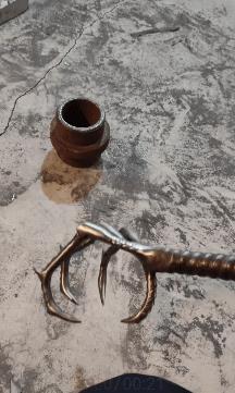 这个冷兵器看上去相当厉害呢，这莫非就是传说中的鹰爪子？其设计极为科学，一抓一握，