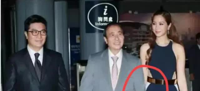 我开始有点理解李家诚了，

徐子淇哪里都好，

但是有一个致命的缺点要不