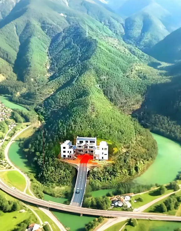 一个省油。。。一个费油。。。
