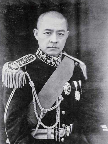 1938年，张自忠的警卫糟蹋16岁少女。尽管这个警卫杀过18个鬼子，还救过他的命