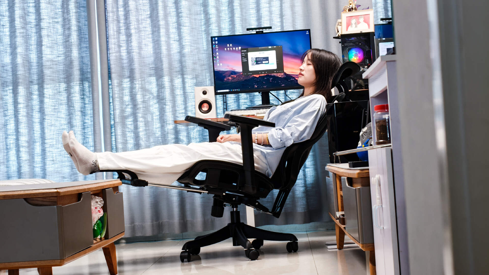 强支撑更全面：夏草木人体工学椅Fit2体验