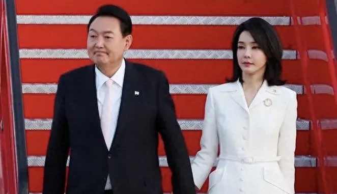 尹锡悦的事情越发的严重了，韩军司令都被捕了，看来李在明的清算比大家想象的还要更厉