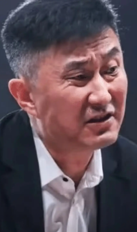 杜峰一口气签来崔永熙，焦泊乔，其实是对宏远俱乐部青训出来 ，对选秀过来的，对进入