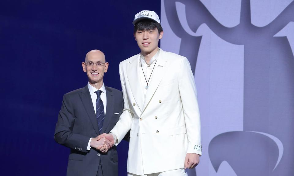 状元弗拉格压力大了，选秀风头全被杨瀚森抢走了！
本来今天NBA选秀大会状元弗拉格