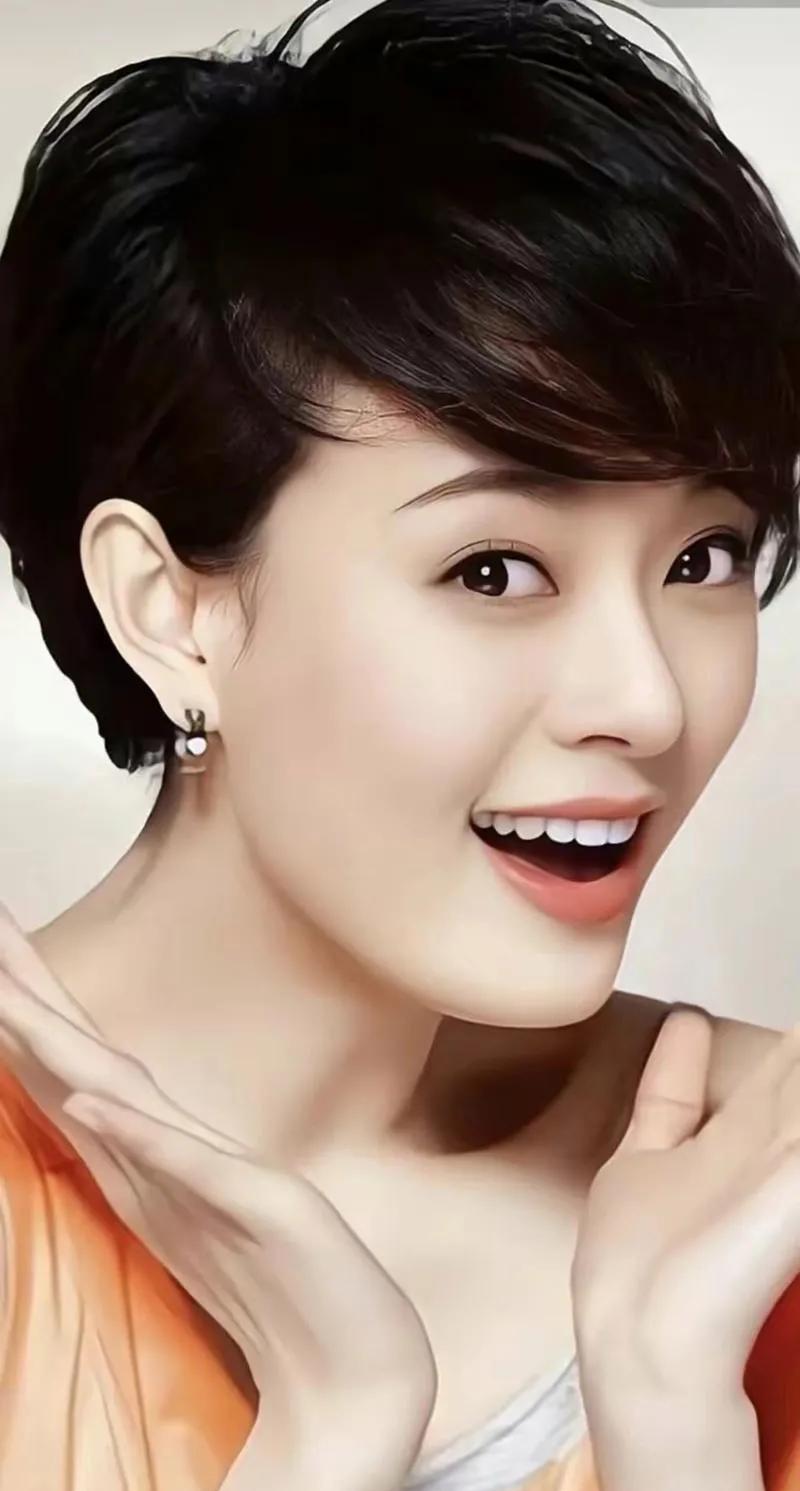 梅婷和孙俪，我不愿也不忍心再看她们的电视。
她们把生活疲惫带到电视剧来，而且她们