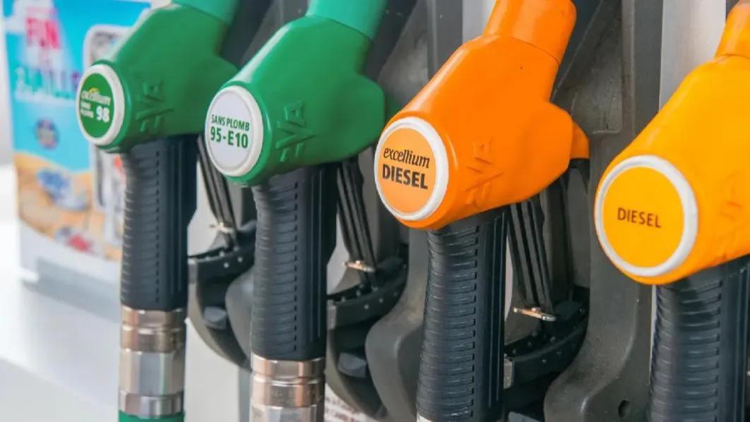 燃油补贴转向公交投资：荷兰明年起汽油柴油双双涨价增税