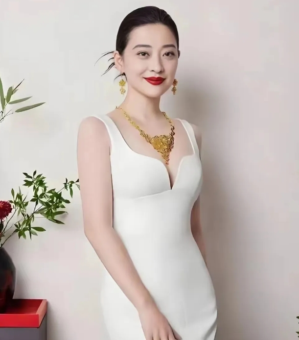 谁有梅婷的联系方式
有什么办法能让她能看到这条笔记
最近好多网友吐槽她在《我的后