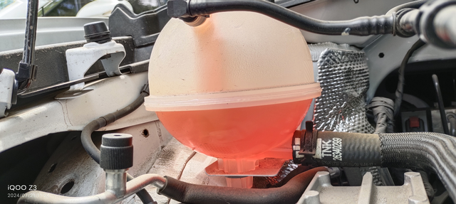 威朗pro冷却液
最近关注到一个问题，车子启动后 冷却液温度达到了95度 左右，