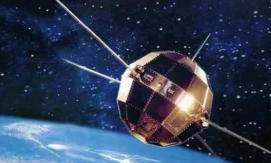 为什么东方红一号至今都没有坠入大气层？
这颗小卫星简直比许多“大佬”都要能熬！