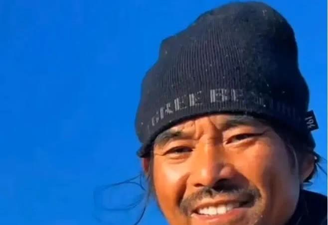 面筋哥的事儿，
不查不知道，一查吓一跳
我发现他真的跟很多人不一样。

