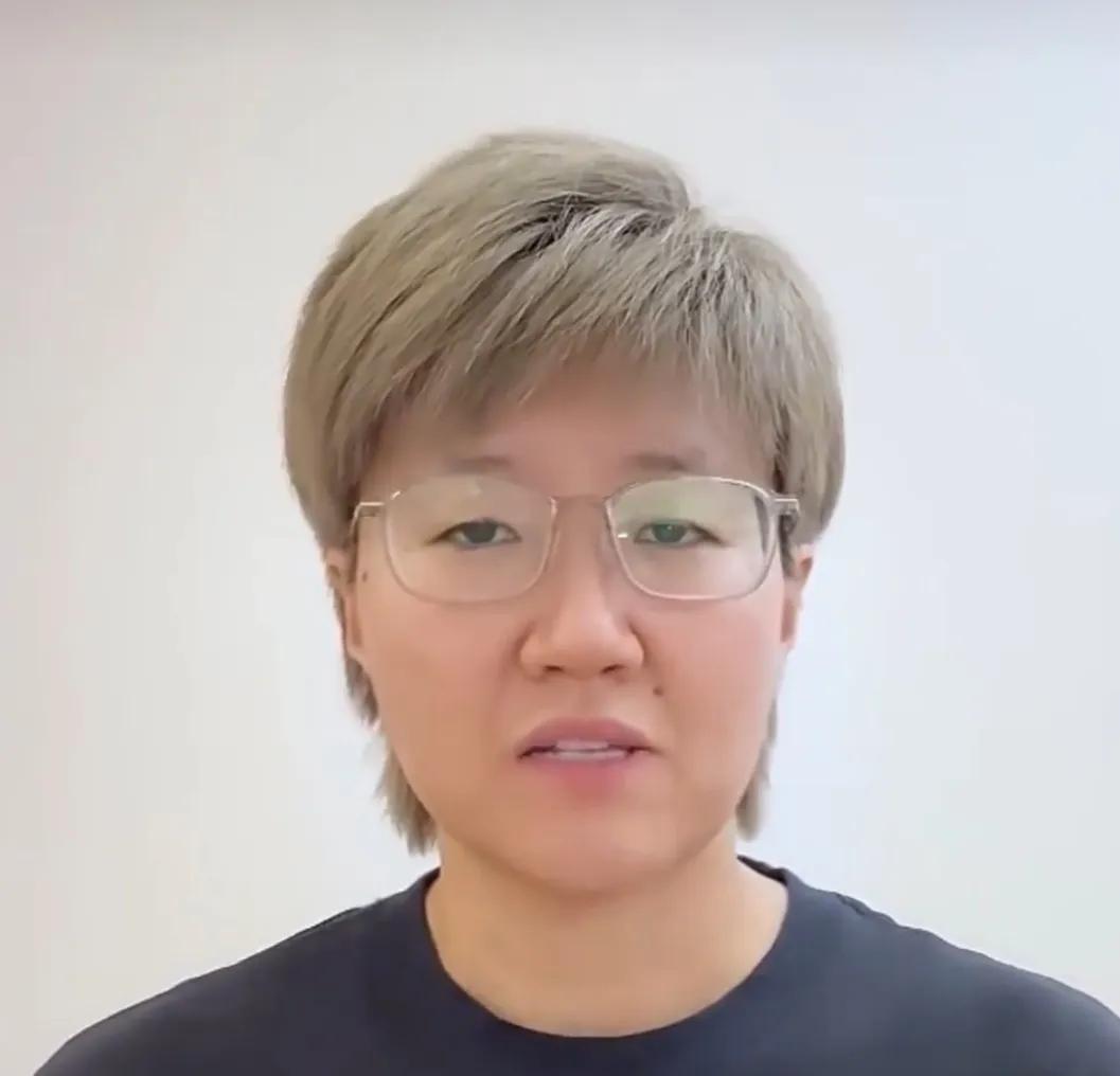 郭焱正式道歉了。
她说，在孙颖莎和陈熠的比赛中，说了那句陈熠懂点儿事儿吧，差不多