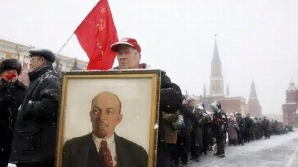 列宁去世101年，遗体每年用百万美元防腐，俄罗斯至今没将其下葬