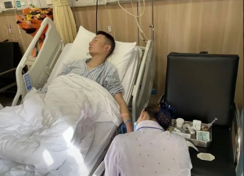 “错换人生28年案”再开庭！许敏追责姚策之死，杜新枝反击：弄反了吧？

两个家庭
