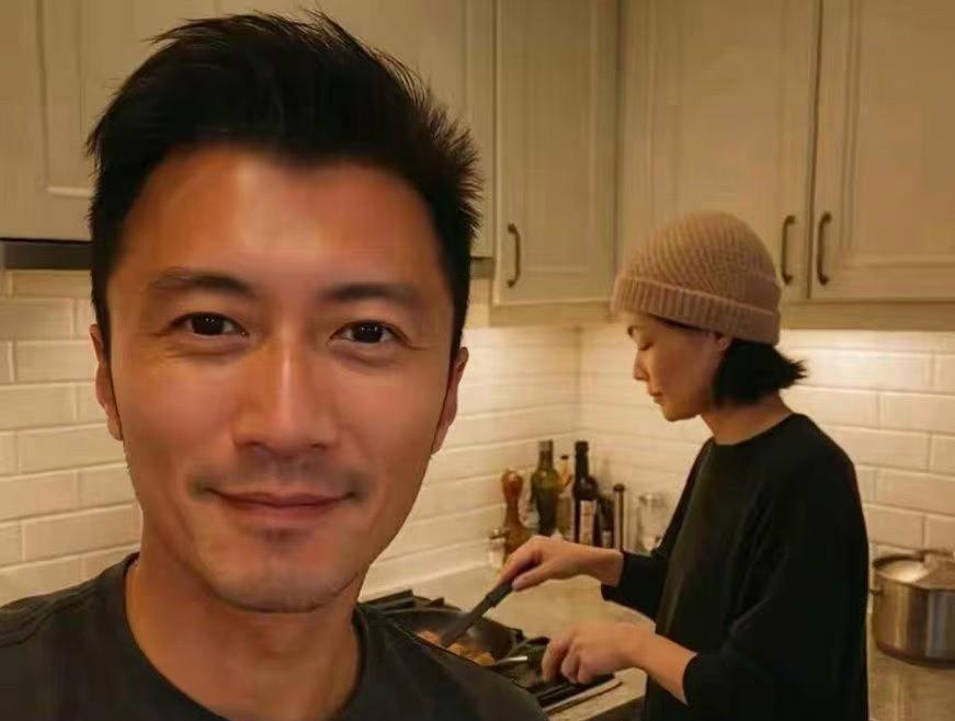 普通人的情感是很无聊的，但王菲谢霆锋张柏芝的其实也是无聊的，总的来说也就那点破事
