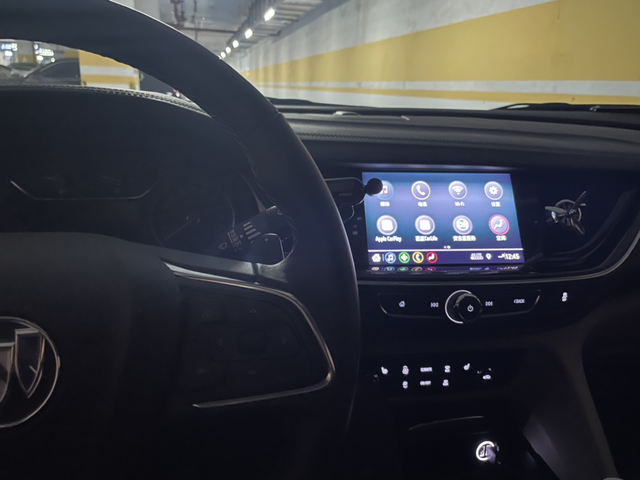 君威方向盘高速卡顿严重太危险了
超过80开始卡顿，变道需要用力掰一下才能变道。1