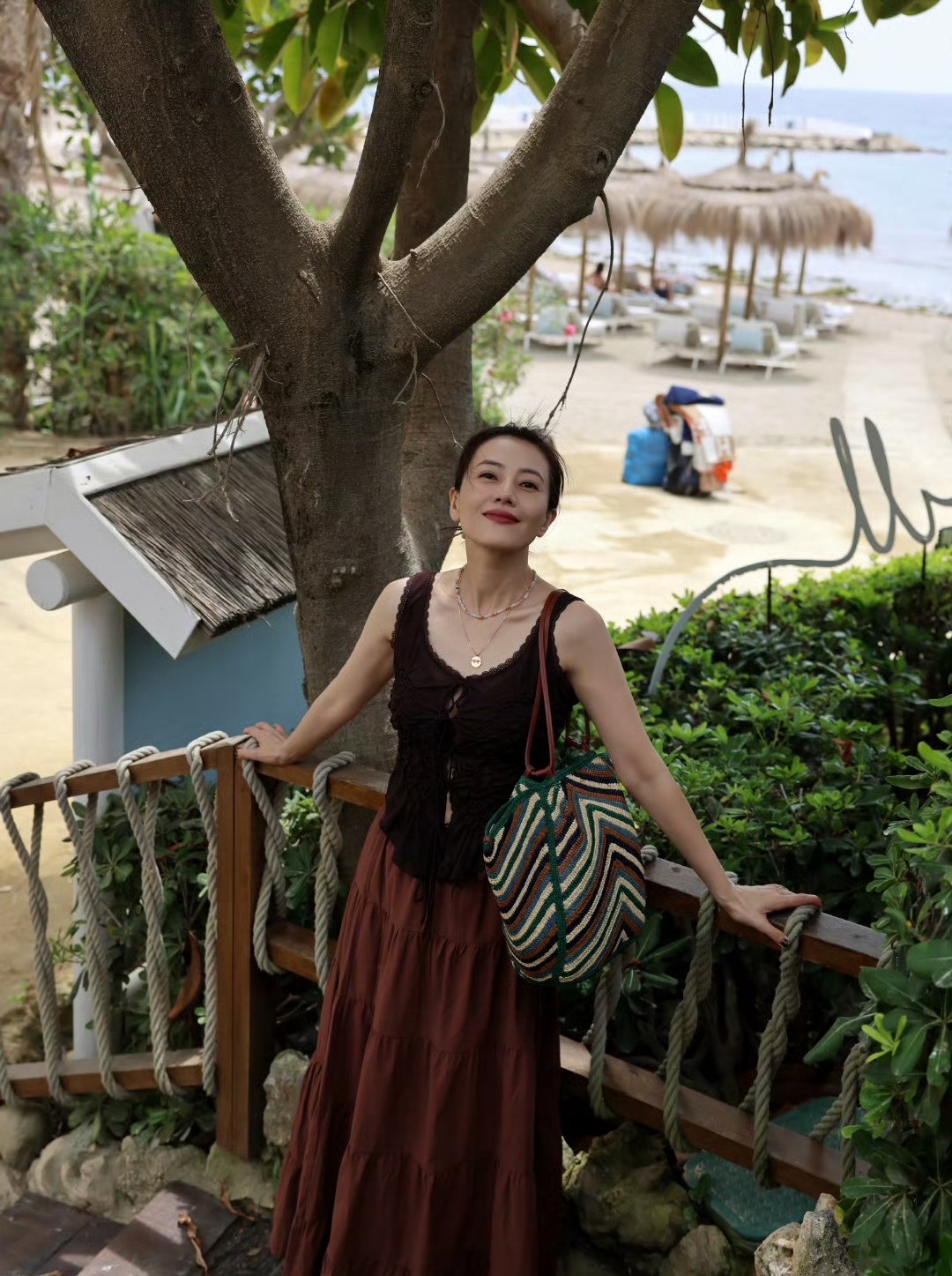 终于理解赵又廷和高圆圆结婚时候，大家都说这是“夺妻之恨”了。

都四十好几的