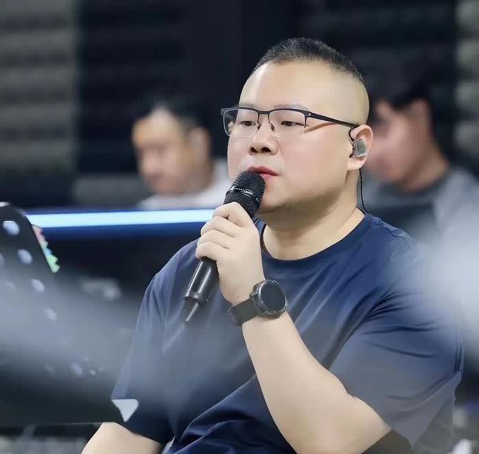 1280一张刀郎演唱会门票，我忍了
1380一张凤凰传奇演唱会门票，我忍了
