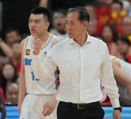 北京男篮无缘总冠军，许利民承诺卷土重来