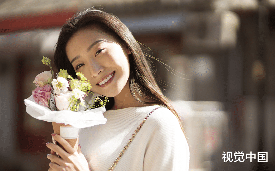 姐姐在知府惨死后，我以身入局