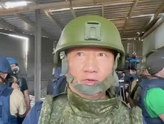 凤凰卫视一名记者在俄罗斯库尔斯克地区被乌克兰无人机击中
扎哈罗娃说：