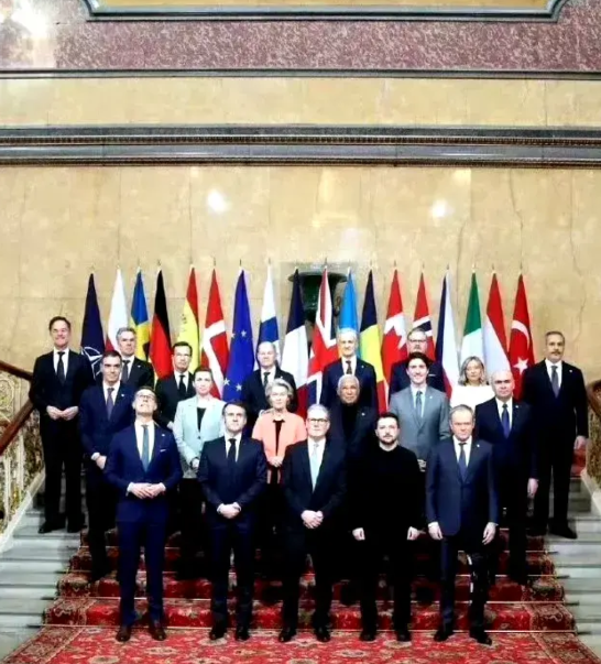 英国宣布：将代替美国，发挥领导作用，派遣军队挺进乌克兰!

英国伦敦，在没有美国