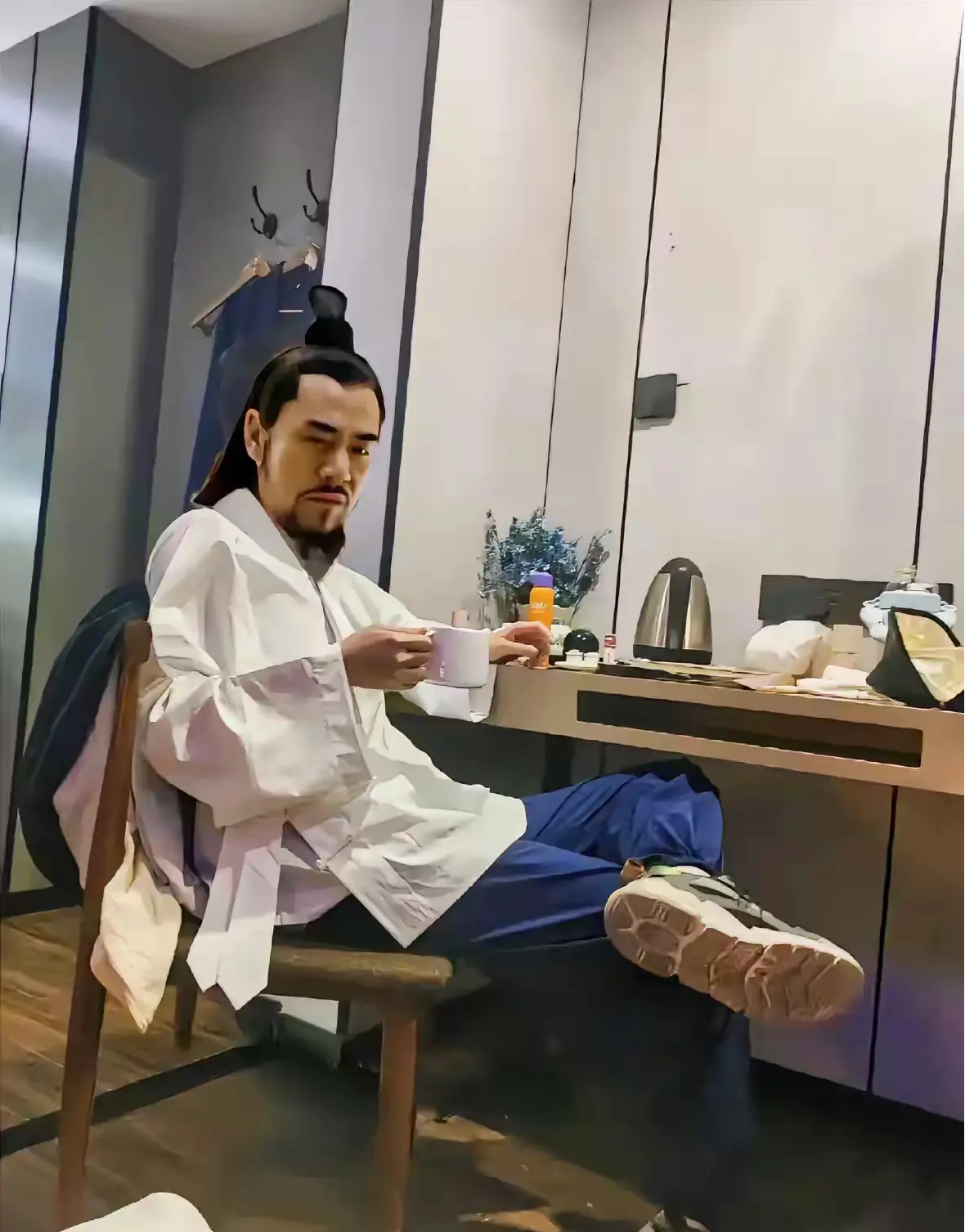 出差的时候看到道长了。 该说什么话好？