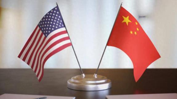 叫停所有美国油气，狙击特朗普背后金主，问起中国损失只有四个字