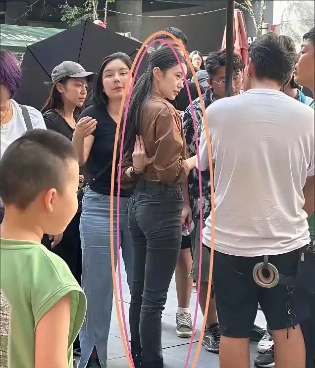 明白张某某为何这么看好她了