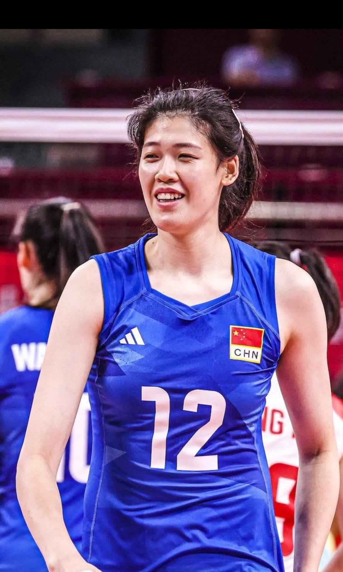 中国女排还没到大赛就一败再败，某域那些一直黑李的人现在做何感想？他们该想起中国女