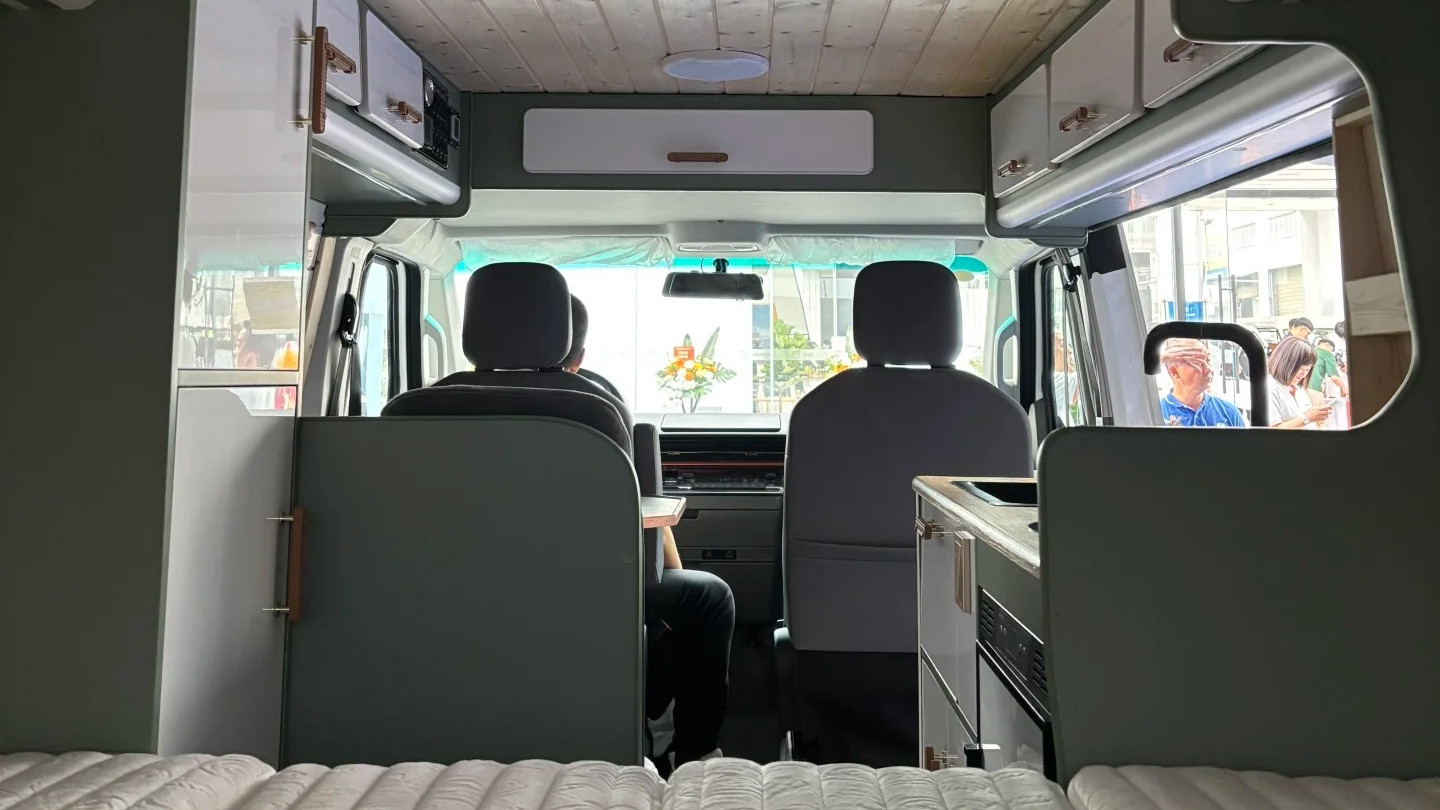 纯电房车 远程超级VAN解决了我的露营焦虑