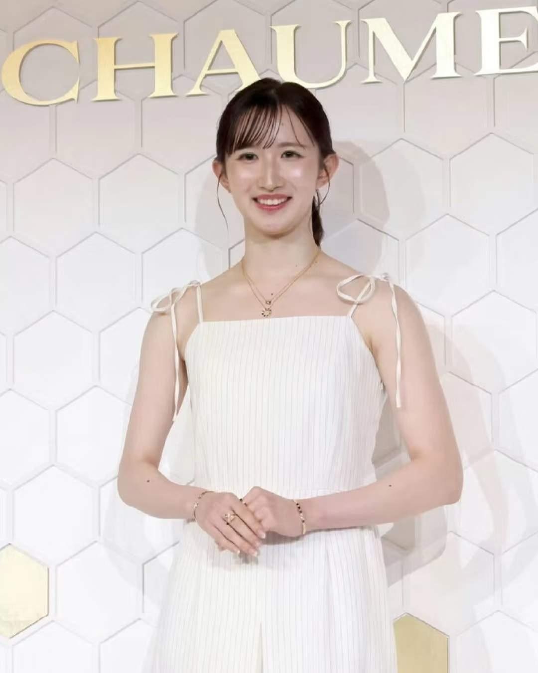 早田希娜首秀，击败41岁的中国台北老将晋级。
        WTT澳门冠军赛第
