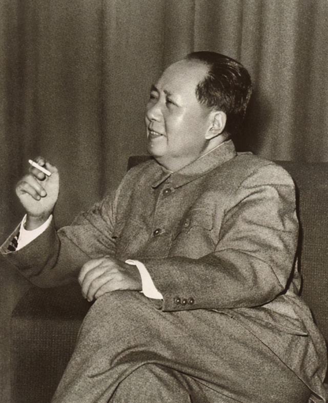 1950年3月1日，毛主席从苏联访问回国，专门在东北视察，发现了一些问题。毛主席