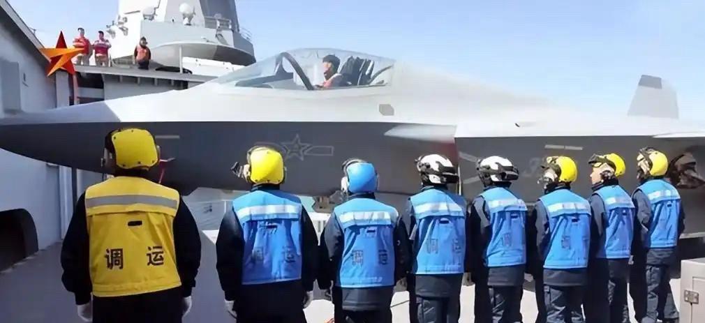 中国9.3大阅兵各类最先进武器是琳琅满目，紧接着就是长春空军开放日的先进战机静态