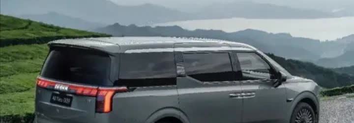 新能源车市让人眼花缭乱，买车无从下手
追求奢华选比亚迪

看重省油选奇瑞
