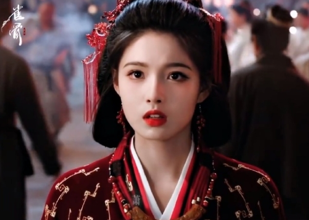 侯明昊艾米《雀骨》杀青！