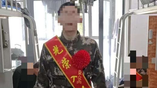 ​21岁一男子遗书思考—为了别人安全我只能自我了结  ——江苏南通新兵连海警郭明子事件