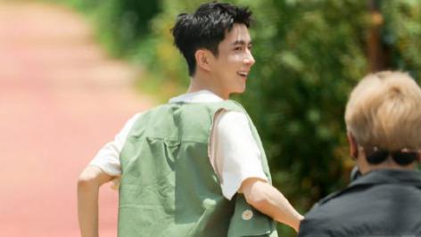 如风少年歌刷屏！飞过时光归来，青春容颜藏答案